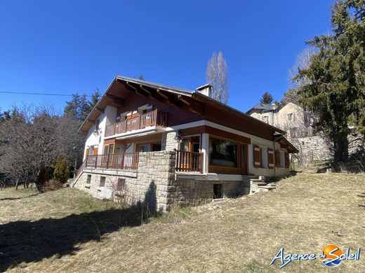 Элитный дом, Font-Romeu-Odeillo-Via, Pyrénées-Orientales