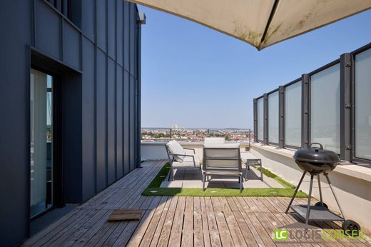 Apartment in Châtillon, Hauts-de-Seine