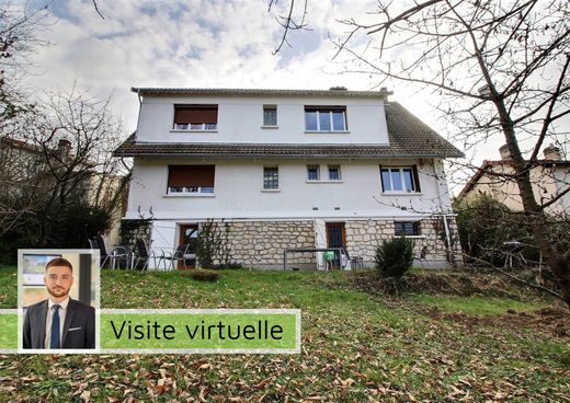 Luxe woning in Orsay, Essonne