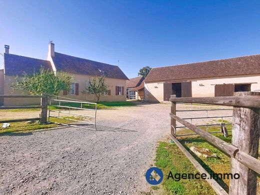 Πολυτελή κατοικία σε Monhoudou, Sarthe