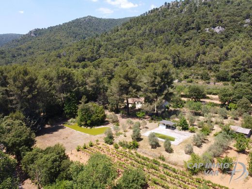 Maison de luxe à Signes, Var