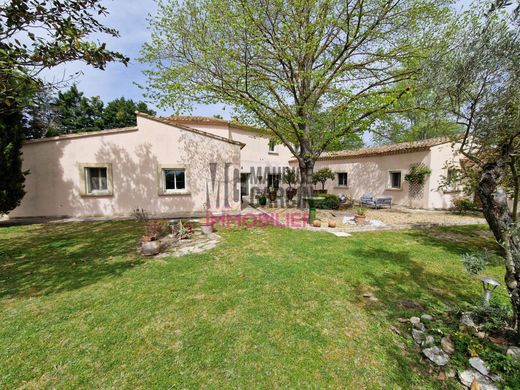 Casa di lusso a L'Isle-sur-la-Sorgue, Vaucluse