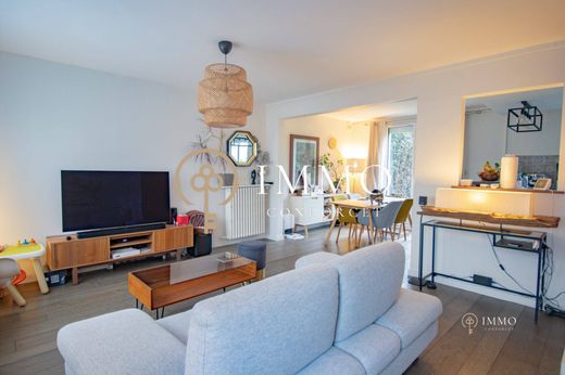 Luxe woning in Fresnes, Val-de-Marne