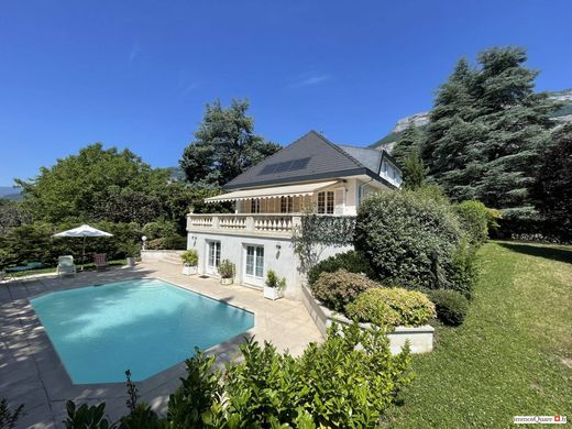 Maison de luxe à Meylan, Isère