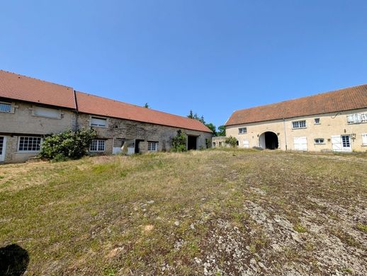 Wohnkomplexe in Darois, Cote d'Or
