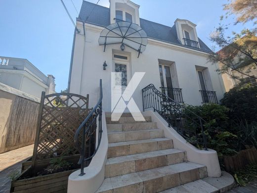 Luxus-Haus in Soisy-sous-Montmorency, Val d'Oise