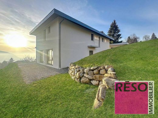 Luxus-Haus in Cranves-Sales, Haute-Savoie