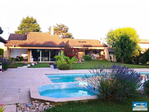 Luxus-Haus in Tournon-sur-Rhône, Ardèche