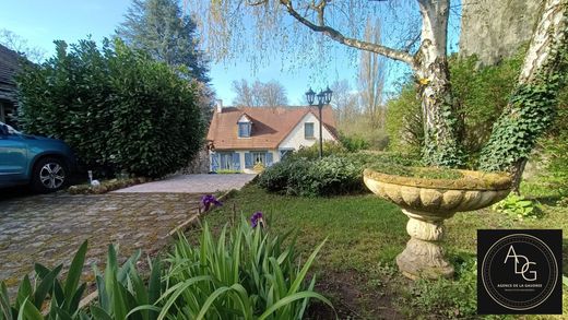 Luxury home in Saint-Cyr-sous-Dourdan, Essonne