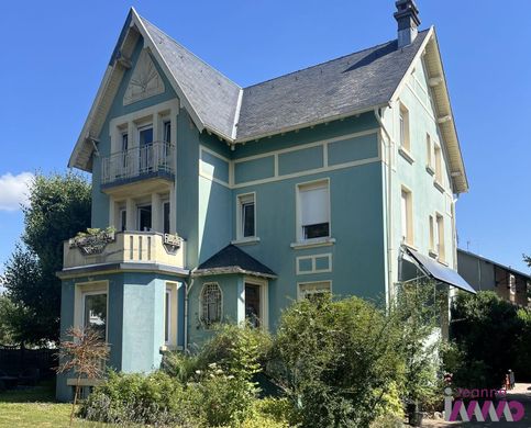 Luxe woning in Essert, Territoire de Belfort