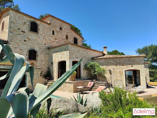 Casa di lusso a Alès, Gard