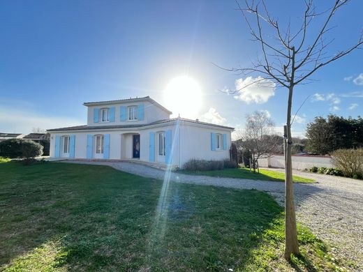 Luxe woning in Saint-Augustin, Charente-Maritime