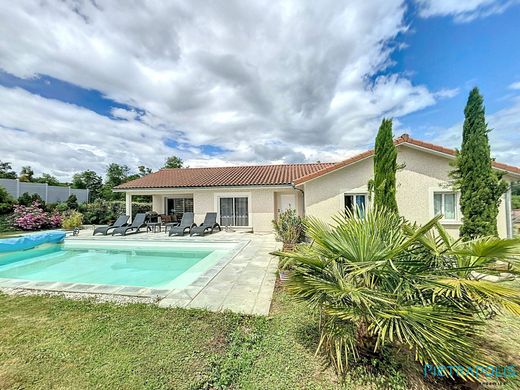 Luxury home in Chessy, Rhône