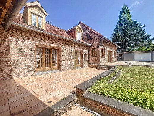 Элитный дом, Halluin, North