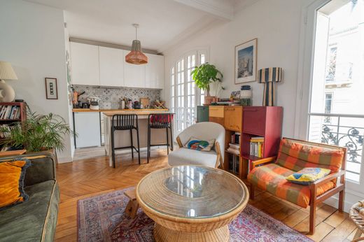 Apartment in Monceau, Courcelles, Ternes, Paris