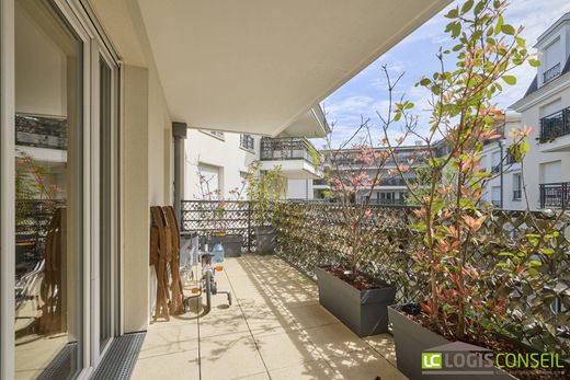 Appartamento a Châtenay-Malabry, Hauts-de-Seine