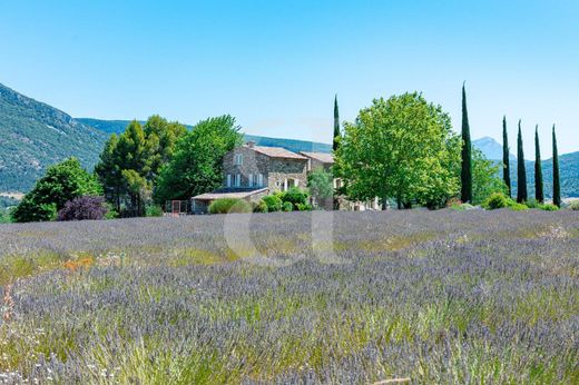 豪宅  La Bégude-de-Mazenc, Drôme