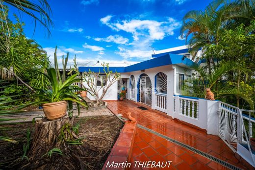 Luxury home in Ducos, Martinique