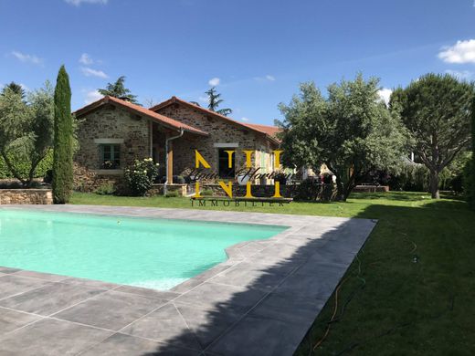 Maison de luxe à Saint-Joseph, Loire