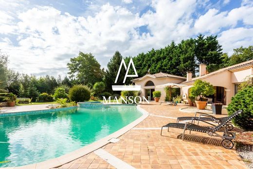 Luxury home in Pessac, Gironde