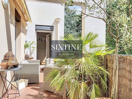 Apartament w Tassin-la-Demi-Lune, Rhône