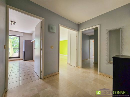 Apartament w Fontenay-aux-Roses, Hauts-de-Seine