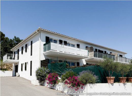 Edificio en La Garde, Var