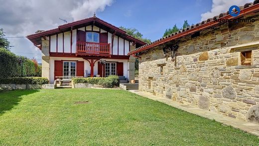 豪宅  Saint-Pée-sur-Nivelle, Pyrénées-Atlantiques