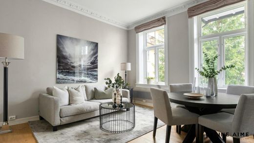 Apartment in Le Kremlin-Bicêtre, Val-de-Marne