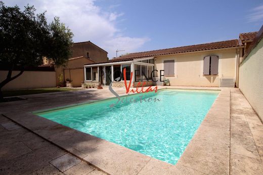 Casa de lujo en Saint-Rémy-de-Provence, Bocas del Ródano