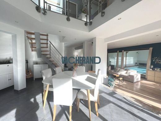 Casa di lusso a Saint-Jans-Cappel, North