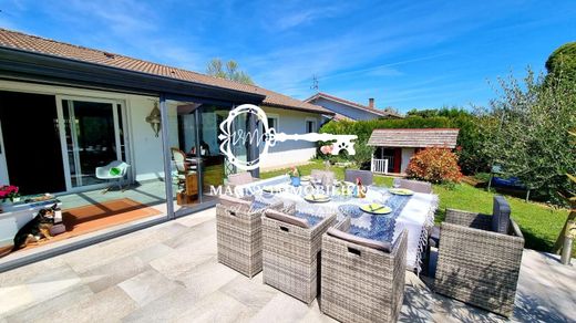 Luxury home in Douvaine, Haute-Savoie