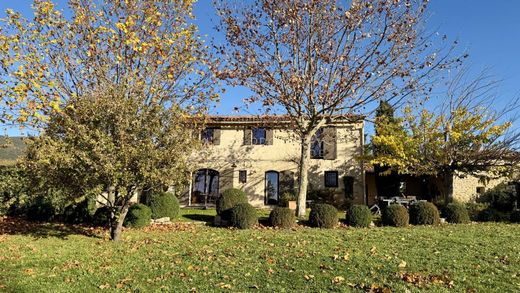 Maison de luxe à Vaugines, Vaucluse