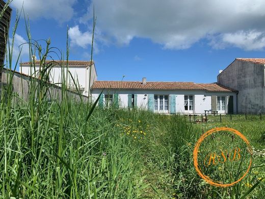 Maison de luxe à La Flotte, Charente-Maritime