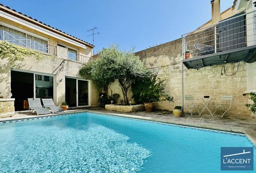 Luxus-Haus in Aigues-Mortes, Gard