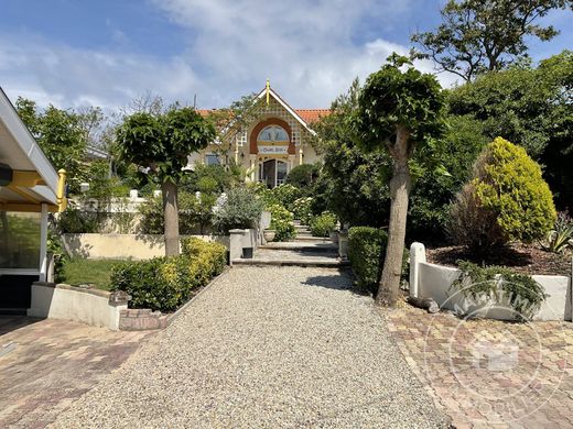 Casa di lusso a Lacanau, Gironda