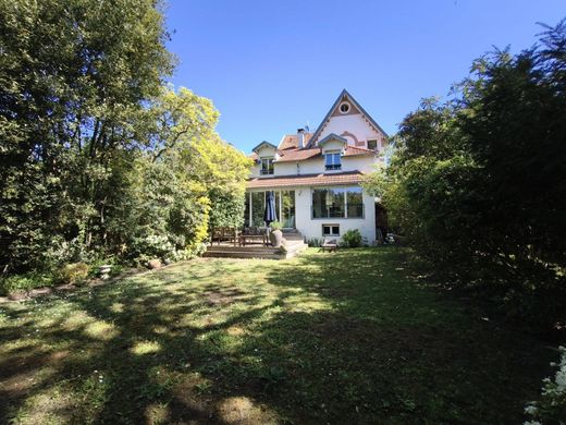 Casa de lujo en Le Pecq-sur-Seine, Yvelines