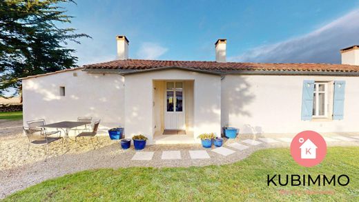Luxury home in Longeville-sur-Mer, Vendée