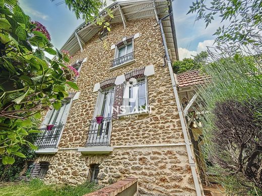 Casa de lujo en Le Raincy, Sena Saint Denis