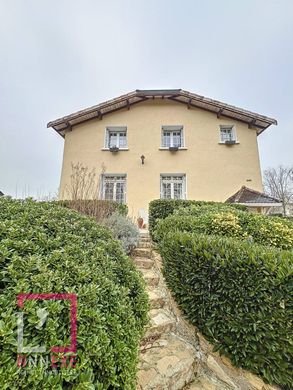 Maison de luxe à Fleurieu-sur-Saône, Rhône