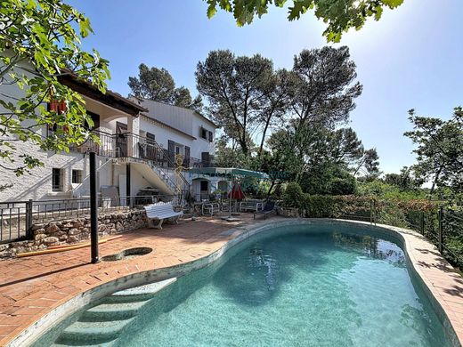 Casa di lusso a Saint-Clément-de-Rivière, Hérault