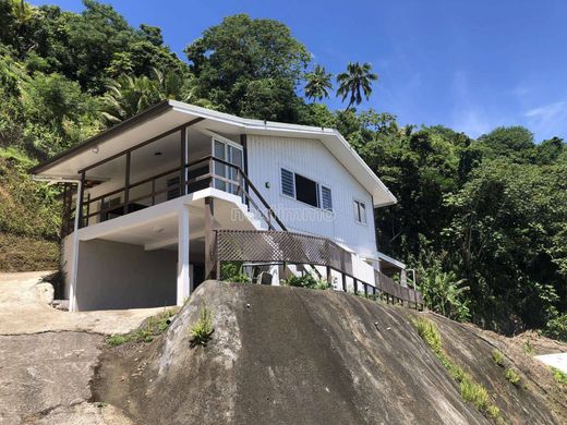 Casa di lusso a Taravao, District de Vairao