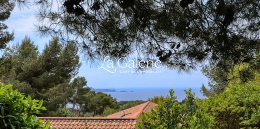 Luxury home in Hyères, Var