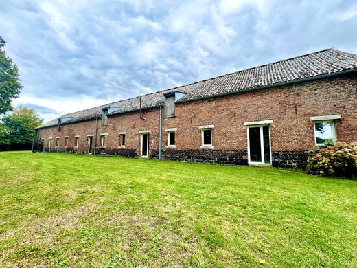 ‏בניין ב  ואלנסיין, North