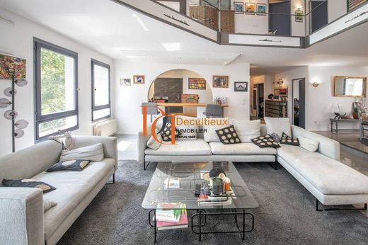 Apartment / Etagenwohnung in Lyon, Rhône