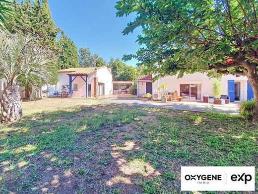 Luxury home in Perpignan, Pyrénées-Orientales