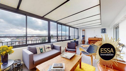 Apartment in Le Vésinet, Yvelines