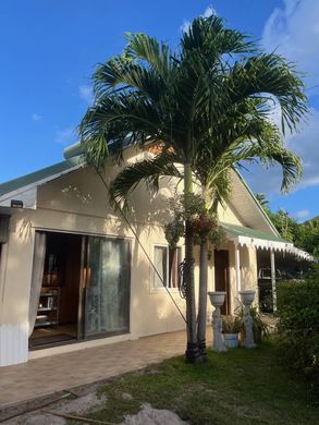 Maharepa, Îles du Ventの高級住宅