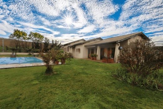 Luxury home in Saint-Bardoux, Drôme