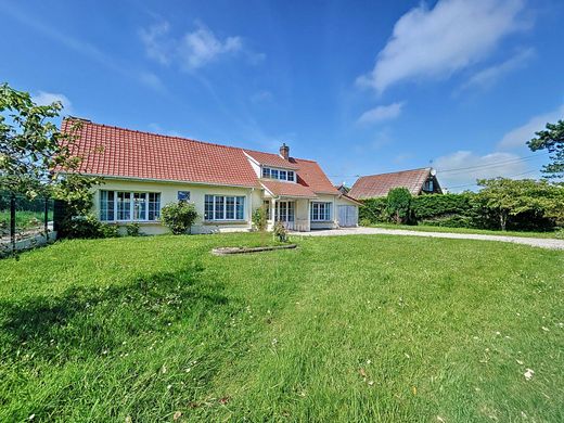 Luxury home in Cucq, Pas-de-Calais